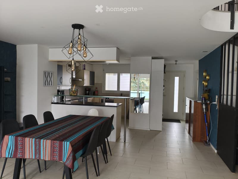 Grand appartement a louer a Marin-Epagnier (1)