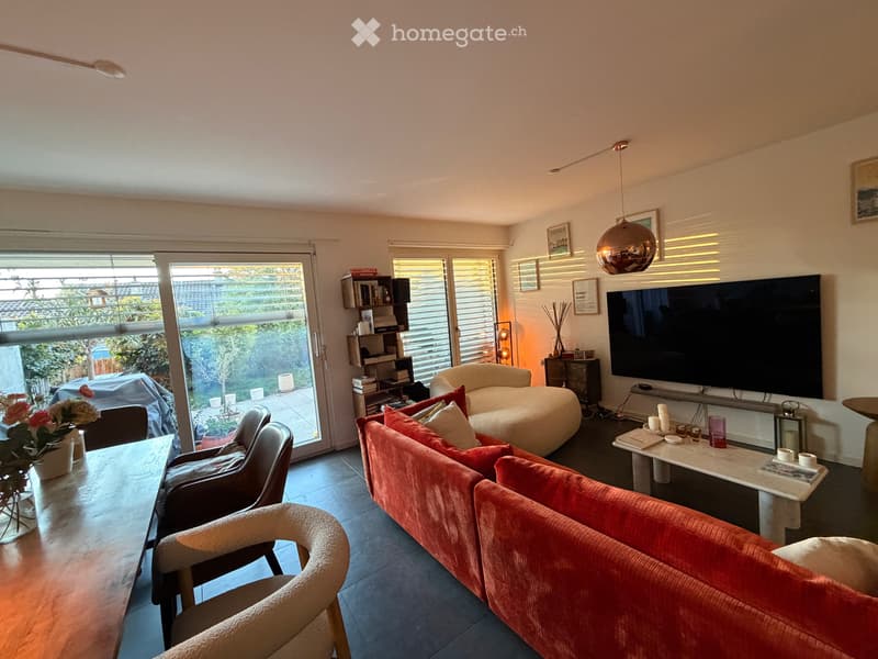 À LOUER appartement avec jardin privatif et vue sur le lac (1)