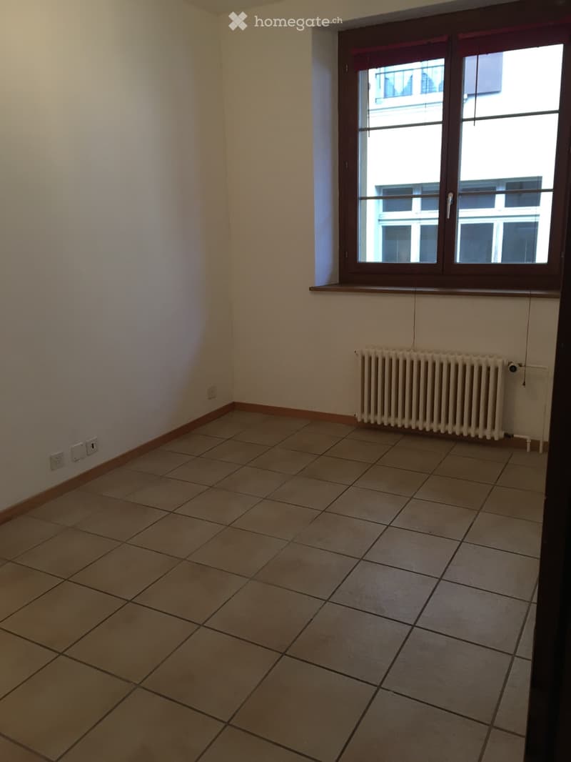 Comme une petite maison de village. (12)