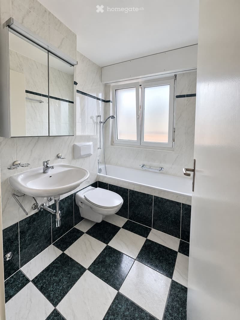 Sublime appartement rénové de 2.5 pièces Sous-Gare (6)