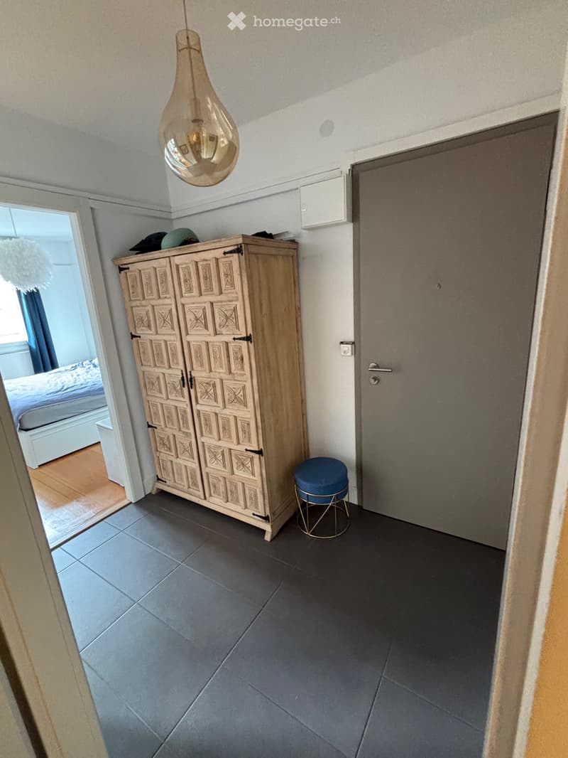 Appartement de 2,5 pièces avec balcon en vieille ville Vevey (6)