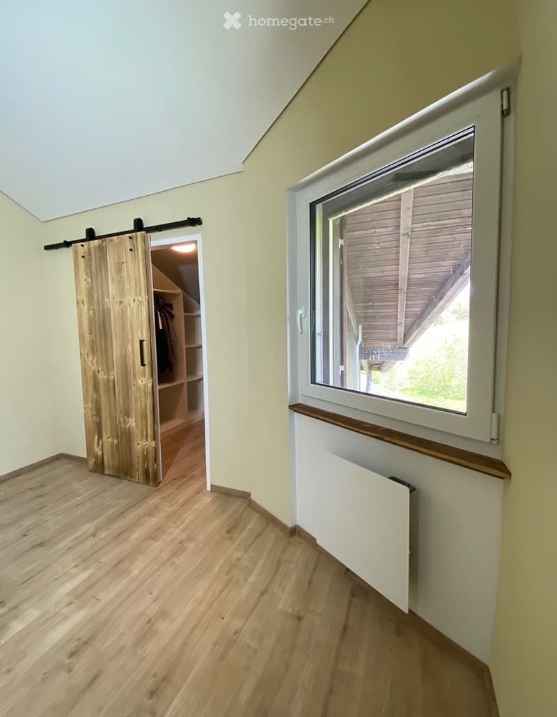 Appartement rénové meublé de 3.5 pces (2)
