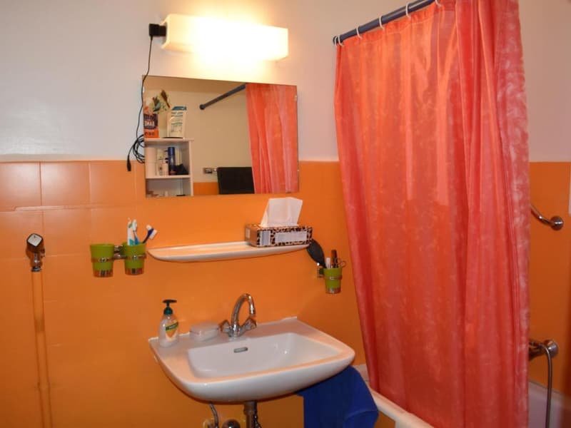 MONTHEY - Maison à rénover en plein centre ville ! (3)