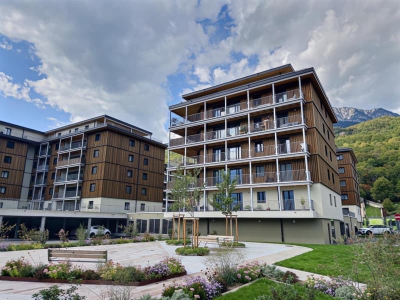 4½ pièces récent avec terrasse et jardin (10)