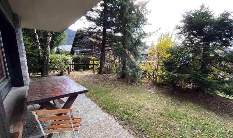Charmant appartement de deux chambres donnant sur un jardin avec terrasse (8)