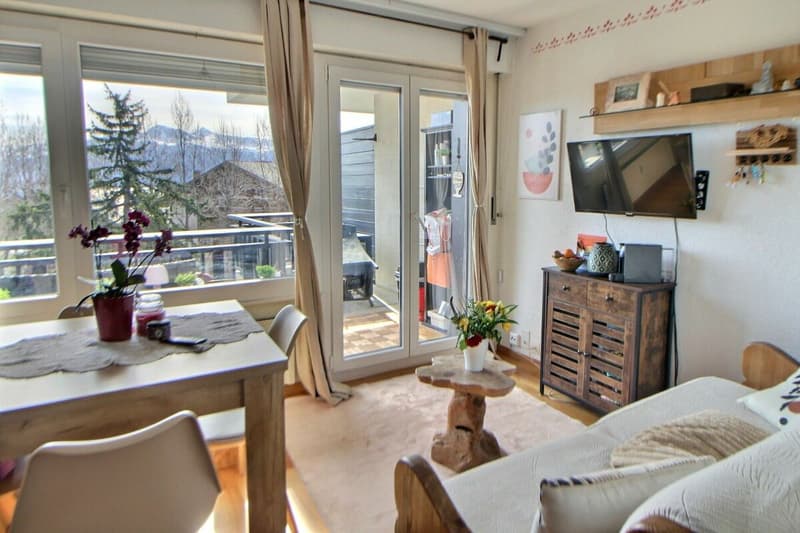 Charmant 2.5 pièces rénové avec balcon plein sud au coeur de Crans-Montana (3)