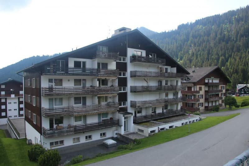 Spacieux 3,5 pièces de 98 m2 + 2 balcons 24 m2 appartement traversant et à l'angle sud de l'immeuble (4)