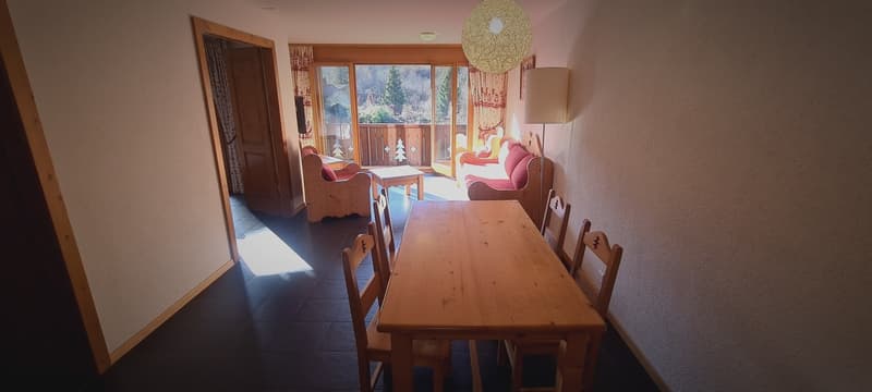 Bel Appartement meublé de 3,5 pièces de 69.66 m2 + pl. de parc dans garage, cave et armoire à Skis (8)