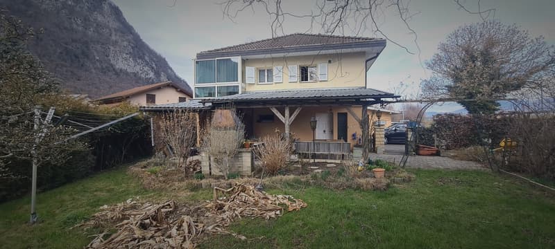 Vue depuis le jardin