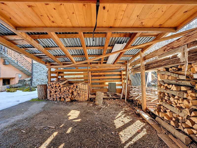 Certains achètent une maison. D'autres achètent un projet (22)