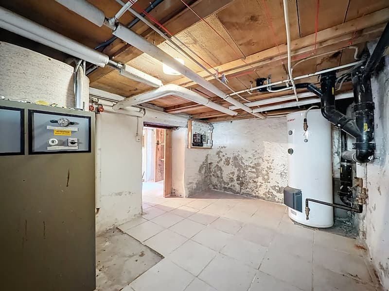 Certains achètent une maison. D'autres achètent un projet (10)