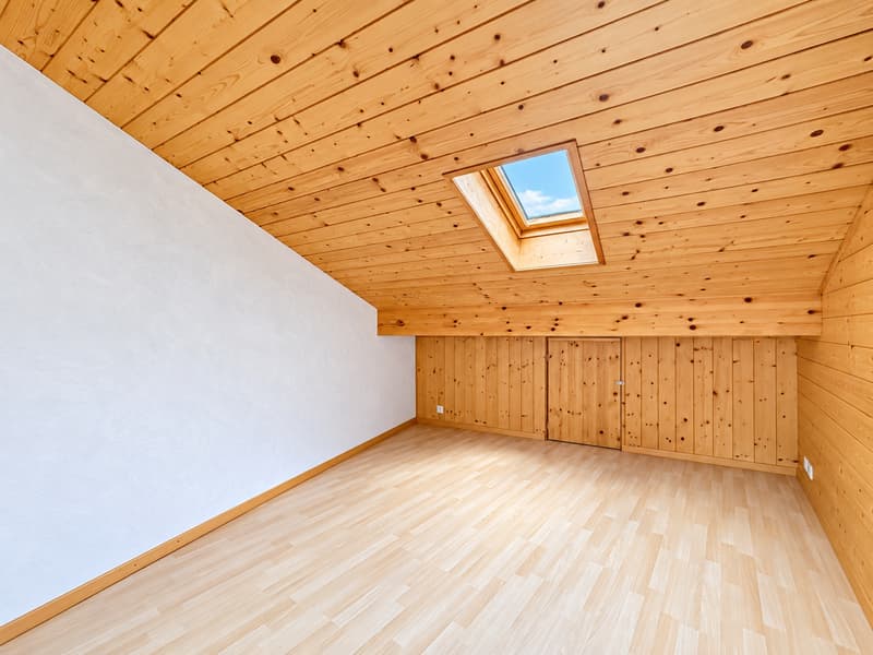 Duplex familial à Riddes – espace, calme et commerces à pied (10)