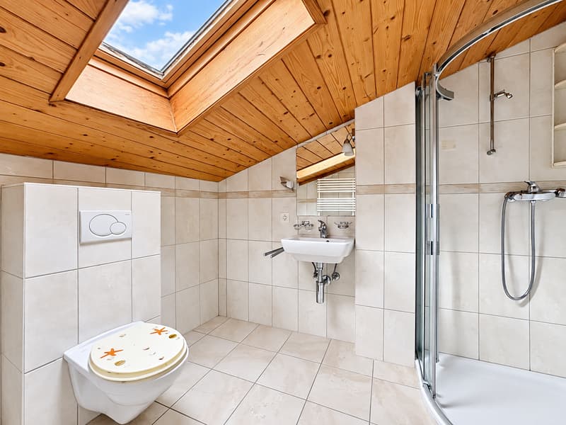 Duplex familial à Riddes – espace, calme et commerces à pied (11)