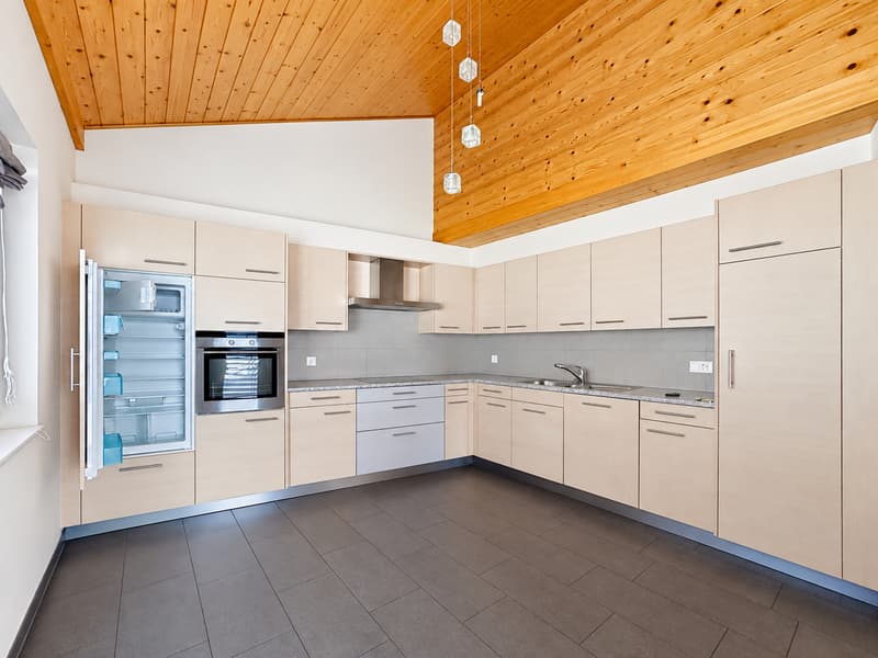 Duplex familial à Riddes – espace, calme et commerces à pied (3)