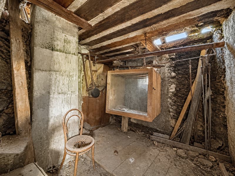 Authentique appartement villageois en madriers au cœur du Sappey (11)