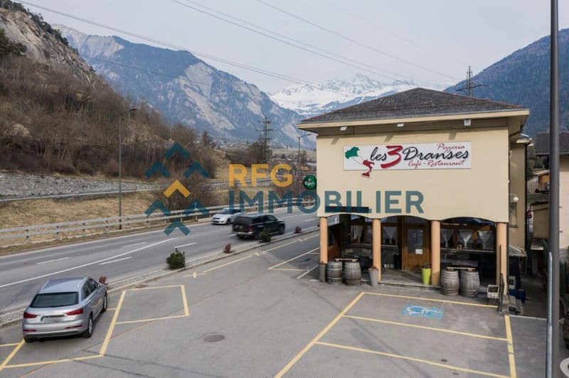 Restaurant 487.85 m2 à Sembrancher (18)