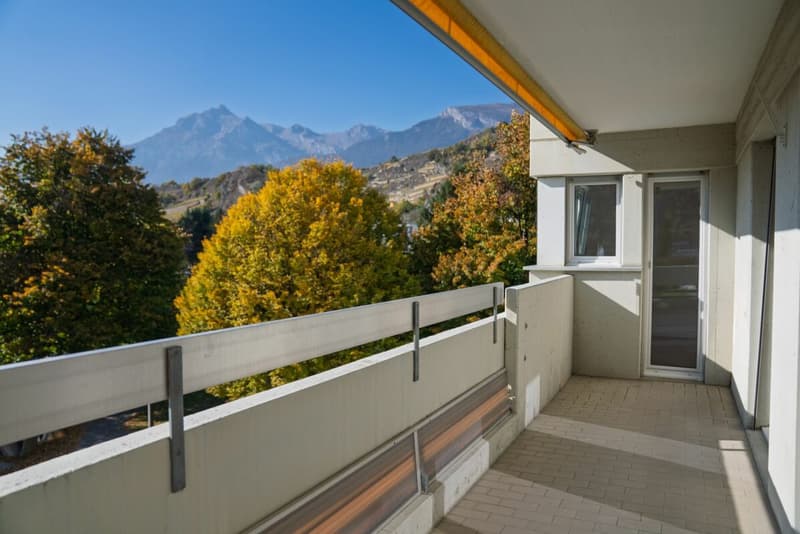 Magnifique rénovation d'un 3.5 pièces déjà loué à Sion (6)