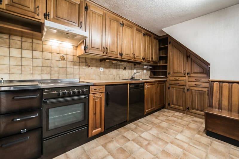 Maison villageoise en plein centre d'Isérables (8)
