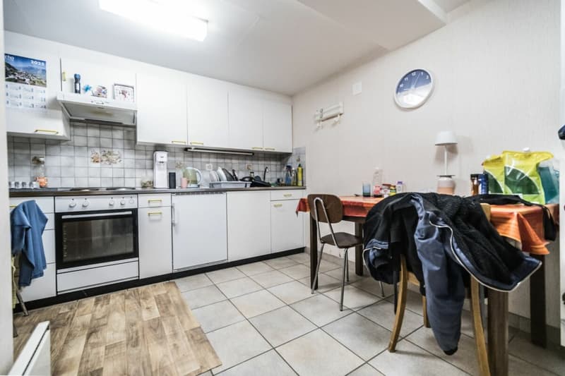 Maison villageoise en plein centre d'Isérables (12)