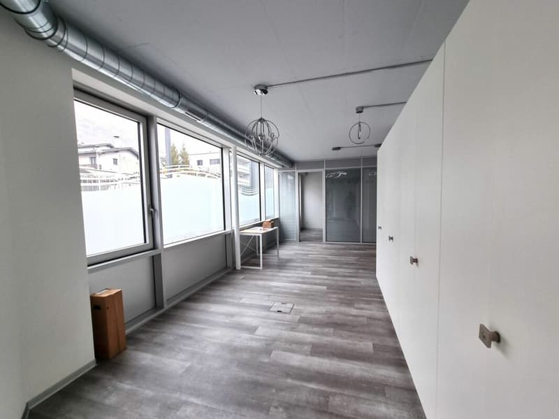 Local commercial au centre de Fully (3)