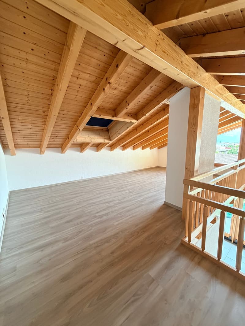 Spacieux appartement de 6 pièces en Duplex et dernier étage à Fully (12)