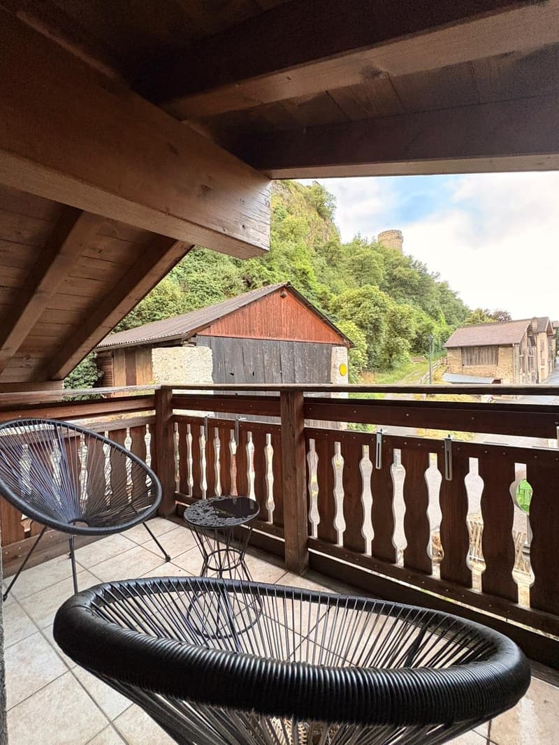 Charmant appartement de 3 pièces avec cheminée à Saillon (8)