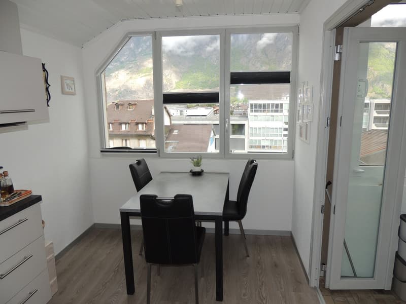 Splendide appartement de 4.5 pièces avec véranda fermée (2)