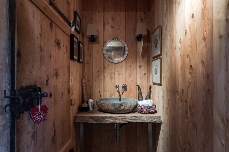 Stunning 11-Room Chalet for Sale in La Tzoumaz – Mountain Living at Its Finest (4)