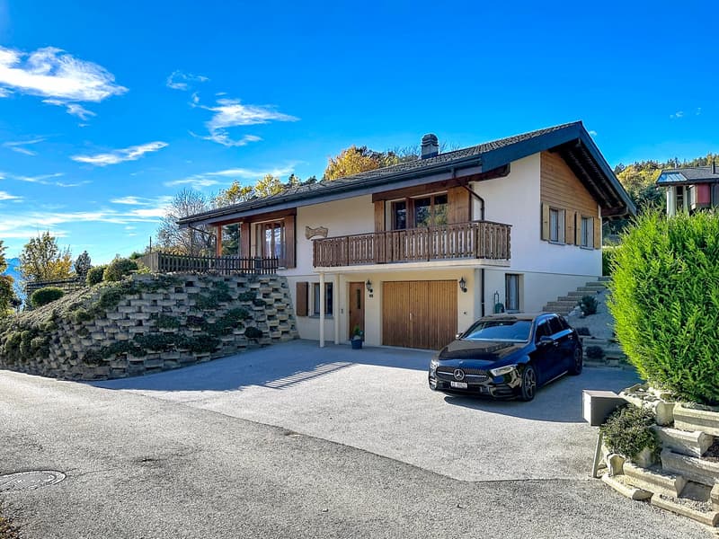 Maison individuelle avec belle vue sur une magnifique parcelle à Montana-Village (1)