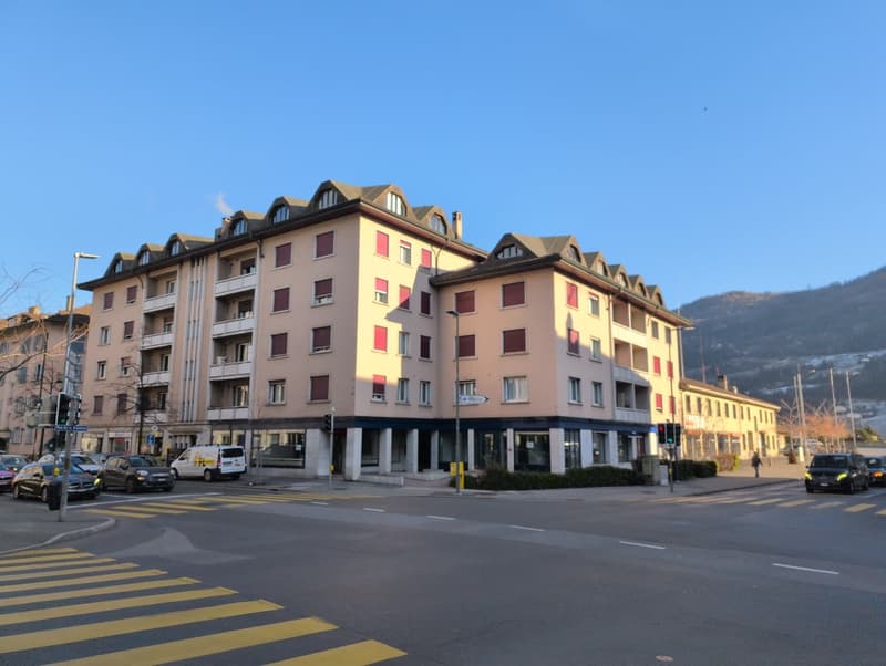 Zu vermieten, Lagerflächen hauptsächlich für Lagerzwecke, in Sion! (1)