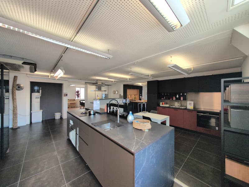 Modern kitchen, central island, black tile flooring, wooden cupboards, gas stove, dishwasher, sink, granite countertops