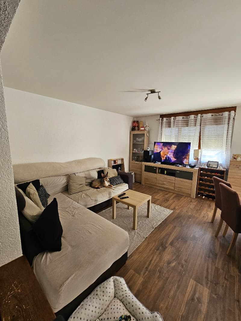Belle opportunité ! À VENDRE, un bel appartement de 4 pièces 1/2, au centre du village, à Saxon ! (5)