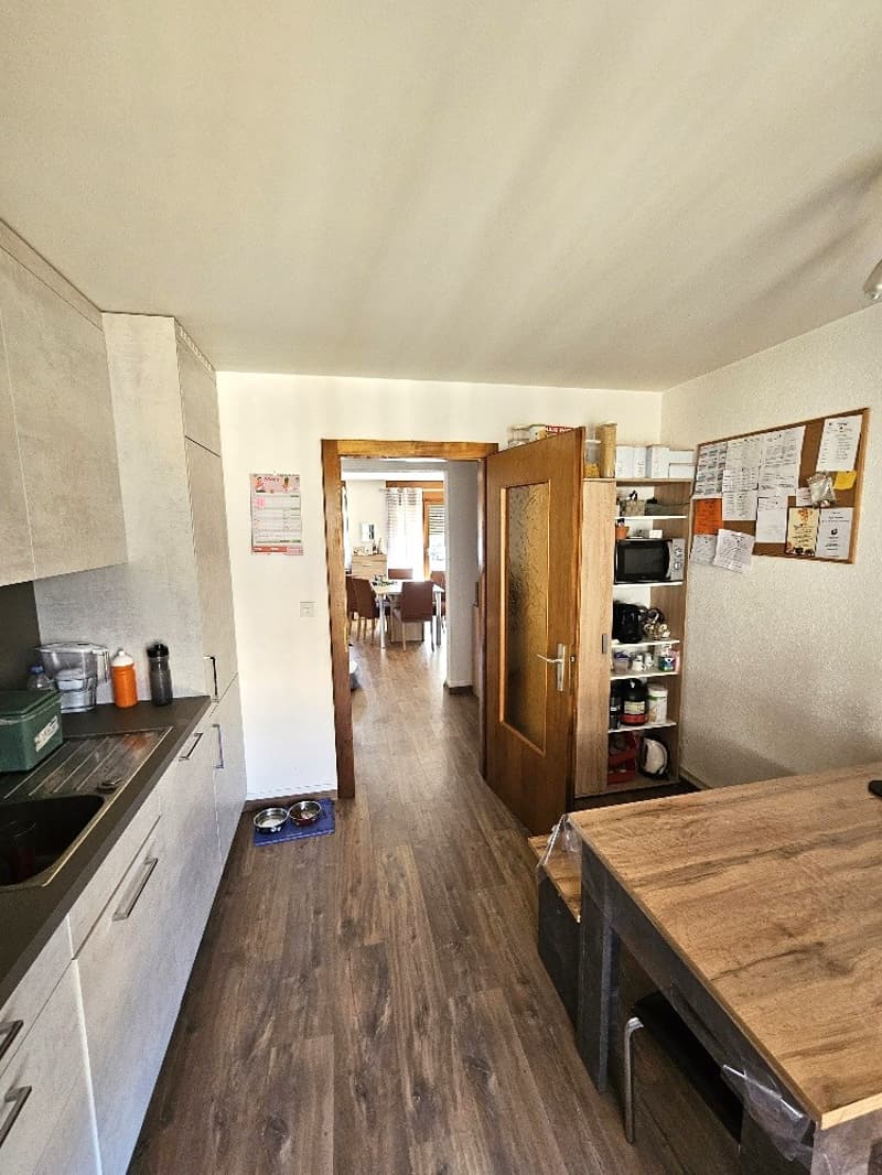 Belle opportunité ! À VENDRE, un bel appartement de 4 pièces 1/2, au centre du village, à Saxon ! (4)