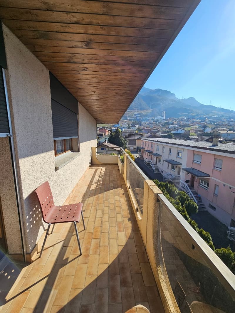 Belle opportunité ! À VENDRE, un bel appartement de 4 pièces 1/2, au centre du village, à Saxon ! (7)