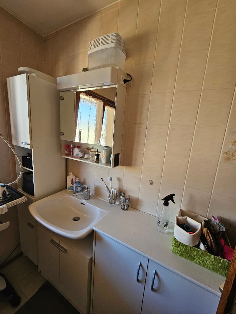 Belle opportunité ! À VENDRE, un bel appartement de 4 pièces 1/2, au centre du village, à Saxon ! (13)