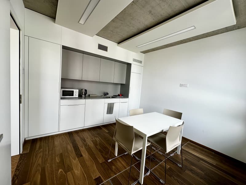 À louer ! Une belle surface administrative moderne, à deux pas de la place de Rome à Martigny ! (6)