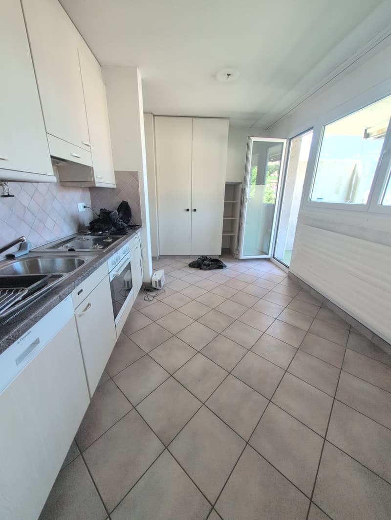 À louer ! Bel appartement de 4 pièces 1/2, dans un cadre familiale, à l'entrée de Sion ! (3)