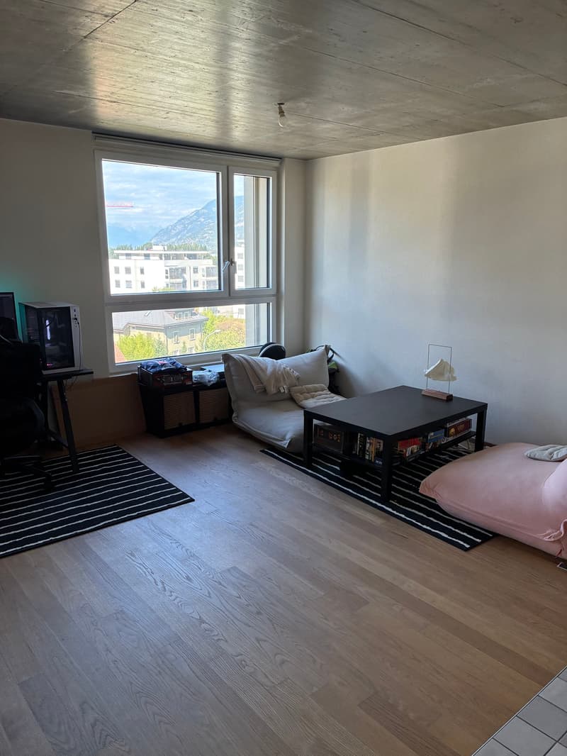 Belle opportunité ! À louer, un charmant studio, à la Place de Rome, à Martigny ! (4)