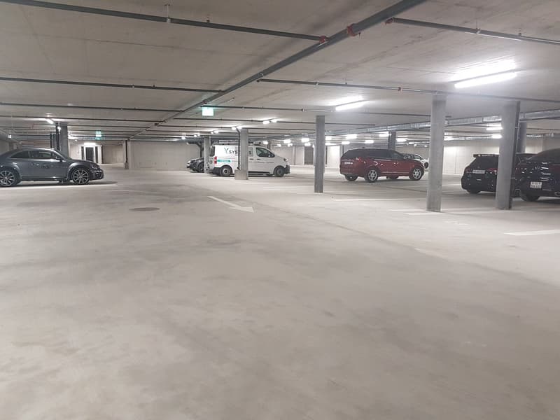 À louer ! Places de parc intérieures, à deux pas de la Place Centrale à Martigny ! (2)