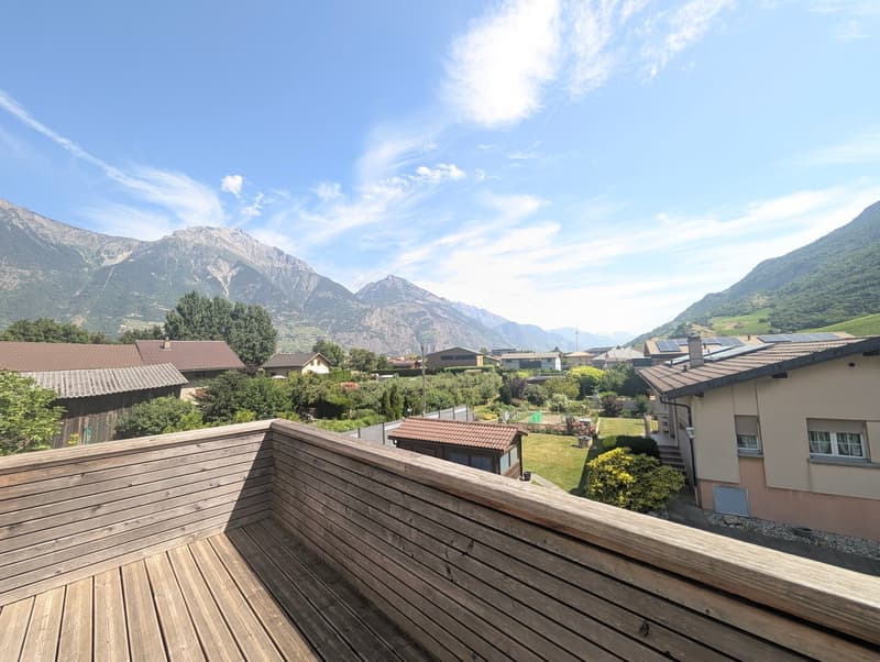 Opportunité ! À louer, au coeur de Charrat, un beau 3.5 pièces rénové, avec une grande terrasse ! (10)