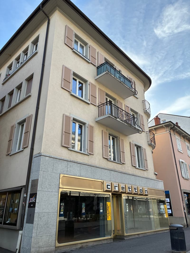 À VENDRE ! Immeuble de rendement, en plein coeur de Martigny (12)