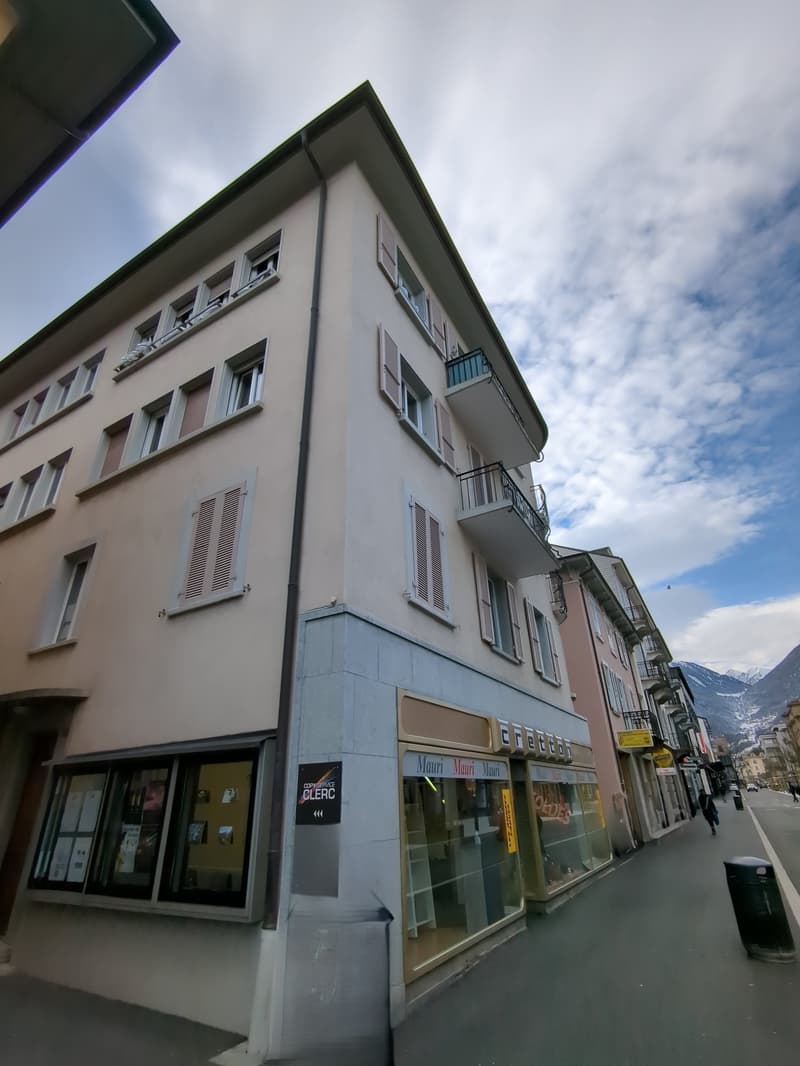 À VENDRE ! Immeuble de rendement, en plein coeur de Martigny (4)