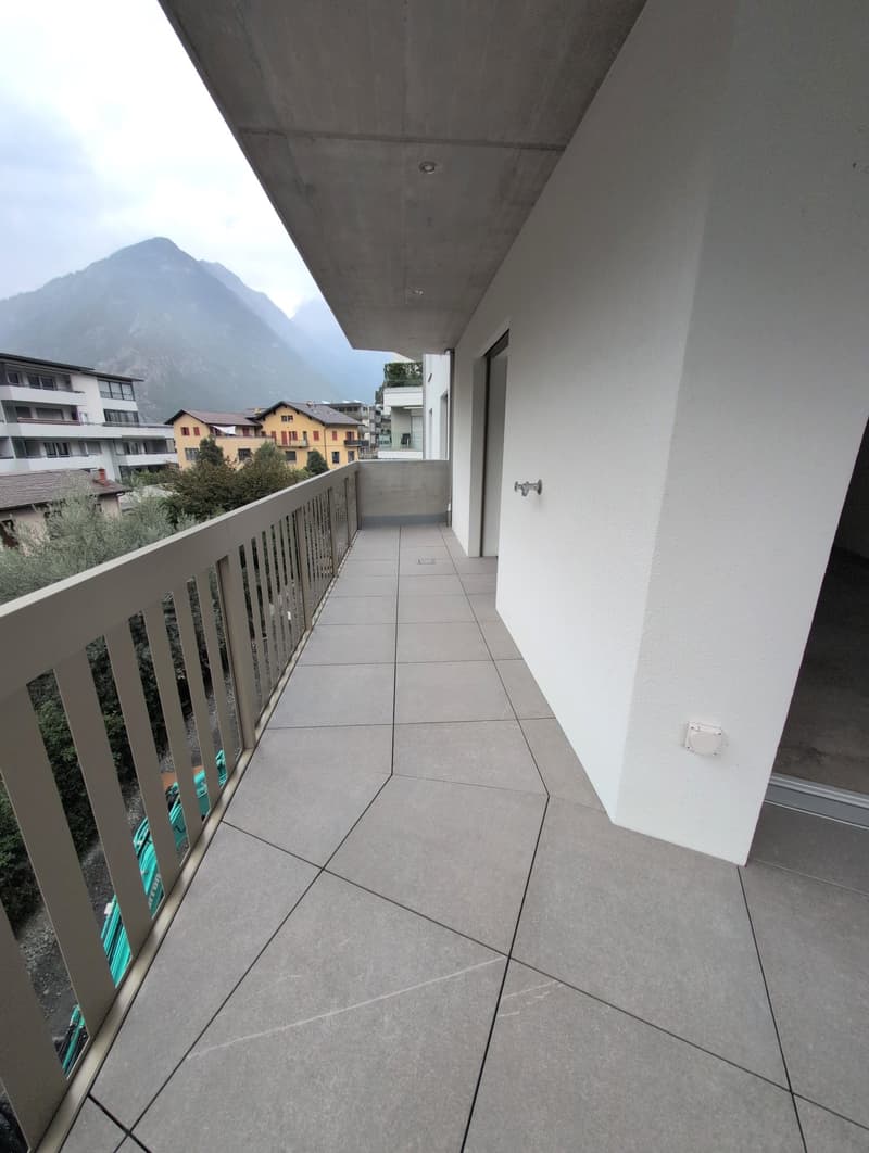 Petit bijou ! À louer, un magnifique 3 pièces 1/2 NEUF, avec grand balcon, à Martigny ! (11)