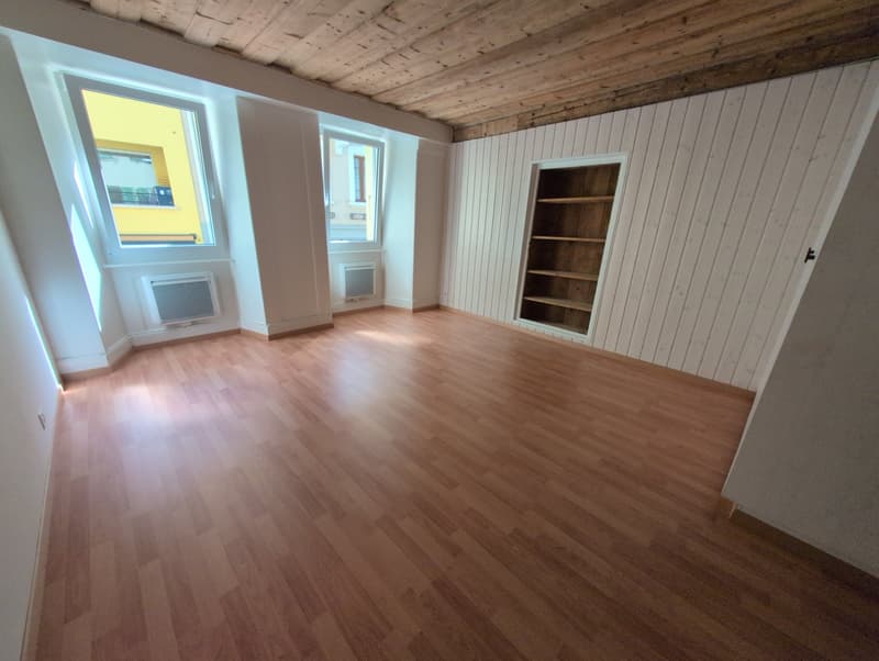 À louer, un bel appartement de 2 pièces 1/2, en plein coeur du Bourg à Martigny ! (11)