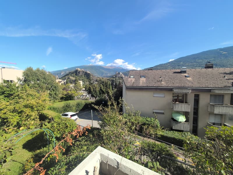 Petit bijou ! À louer, bel appartement de 4.5 pièces avec balcons, EN COURS DE RENOVATION, à Sion ! (13)