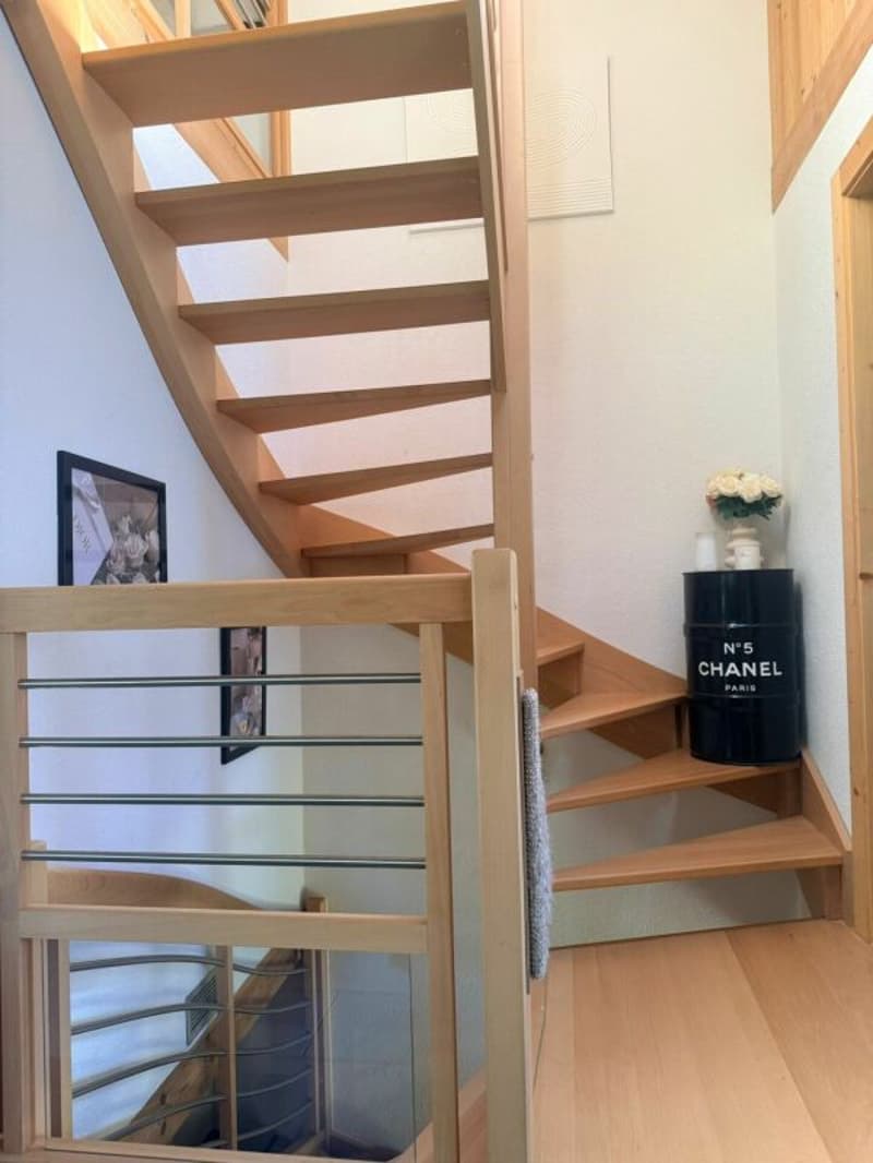 MINERGIE - 3 pièces en triplex avec terrasse et parking (10)