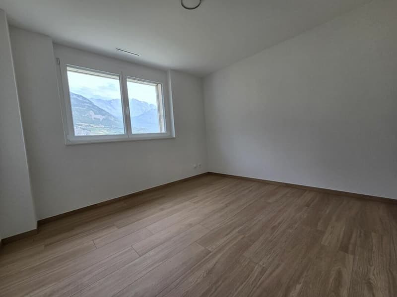 Neuf - Appartement de 3.5 pièces avec balcon et places de parc (5)
