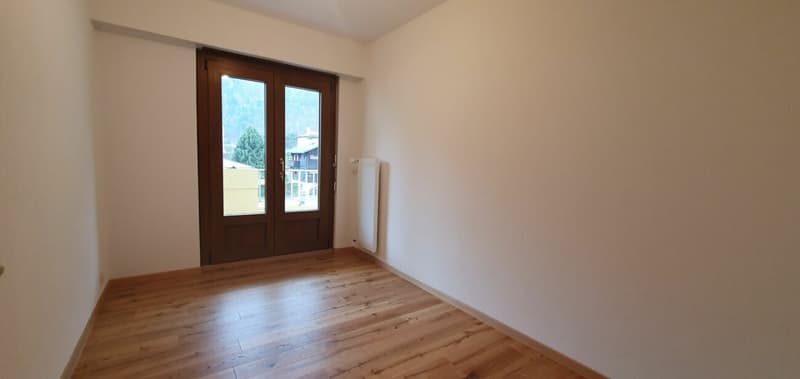 RENOVE - spacieux 3.5 pces avec place de parc dans un quartier tranquille (11)