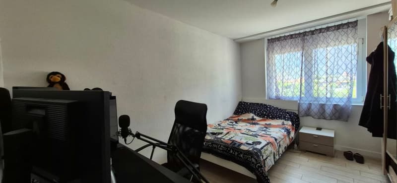 Appartement lumineux de 3.5 pièces au centre de Saxon (8)