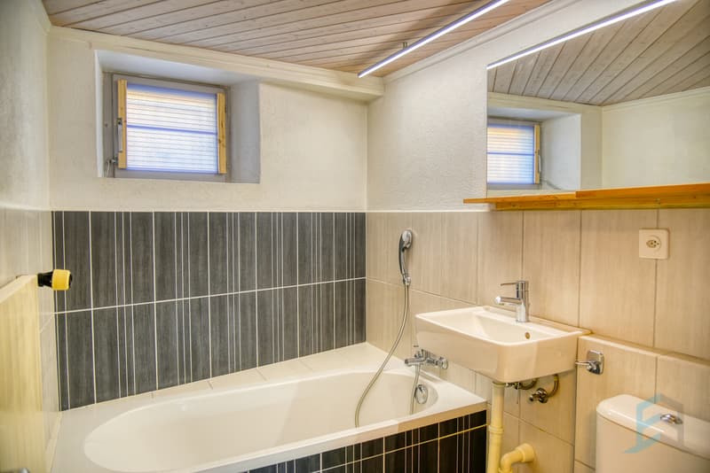 Maison Venthône - Salle de bain rez / Haus Venthône - Badezimmer im Erdgeschoss / House Venthône - Bathroom ground floor
